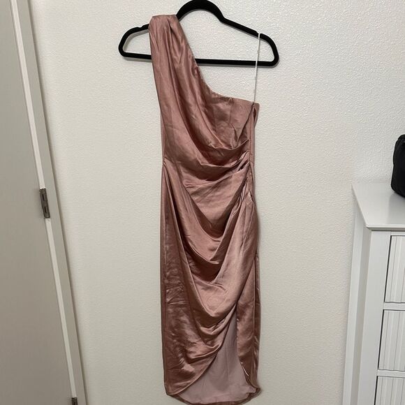 Elliatt Cassini Dusty Pink One-Shoulder Cocktail Dress Asymmetrical Ruched - Picture 2 of 12